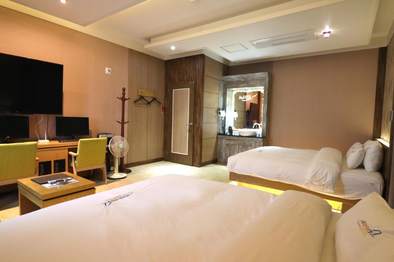 Hotel Airport Пусан Екстер'єр фото